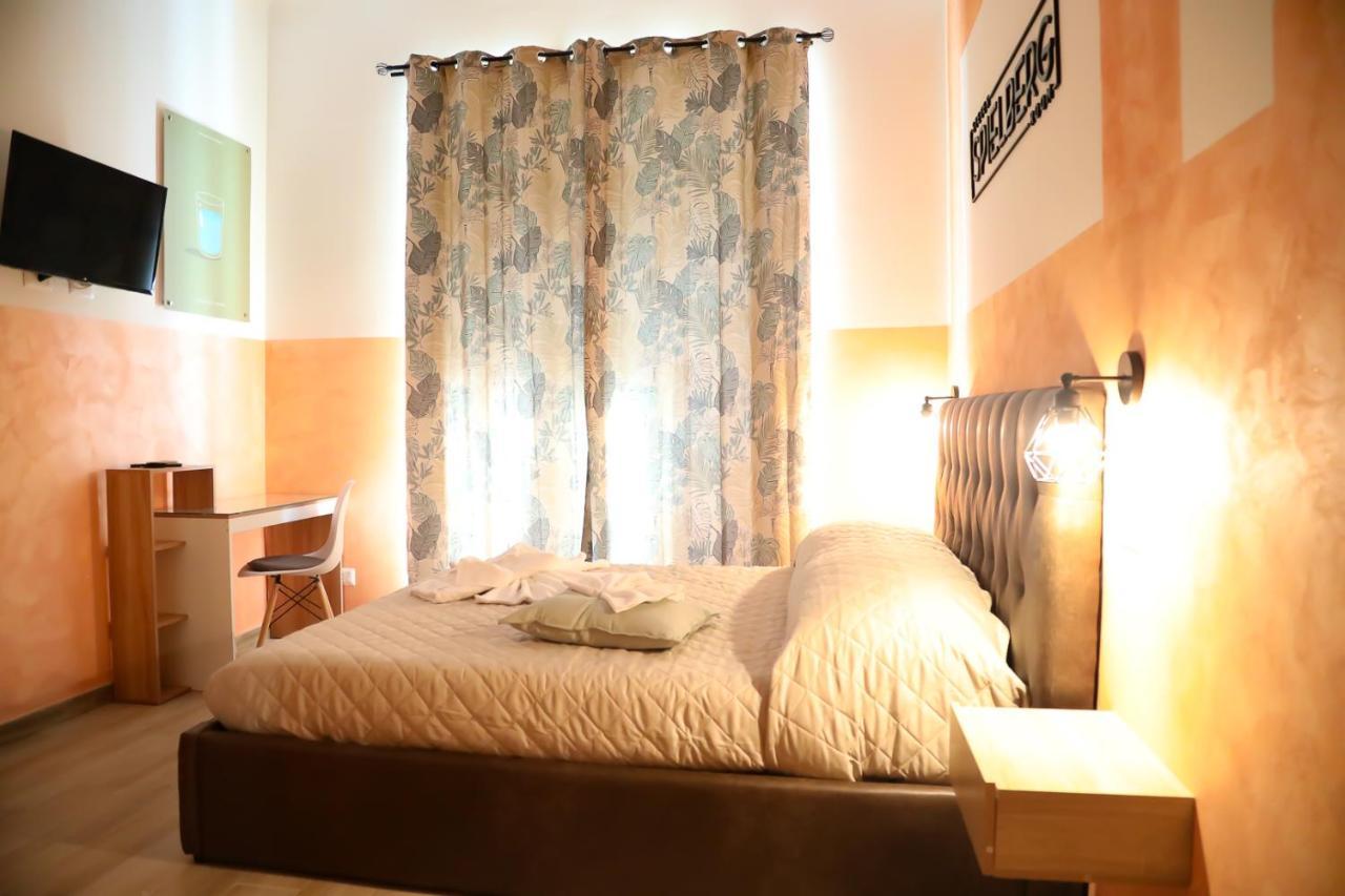 Cinemovie Guesthouse Rzym Zewnętrze zdjęcie