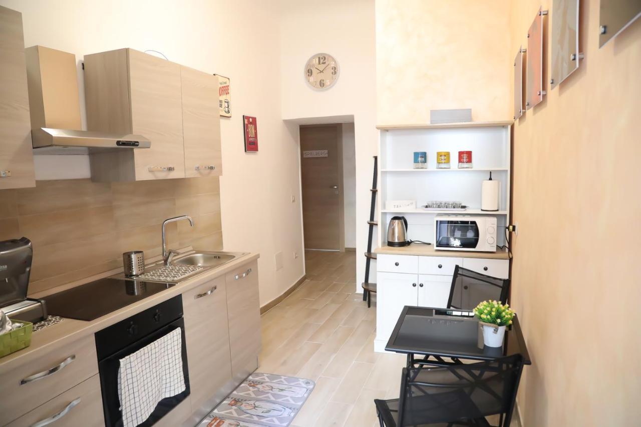 Cinemovie Guesthouse Rzym Zewnętrze zdjęcie