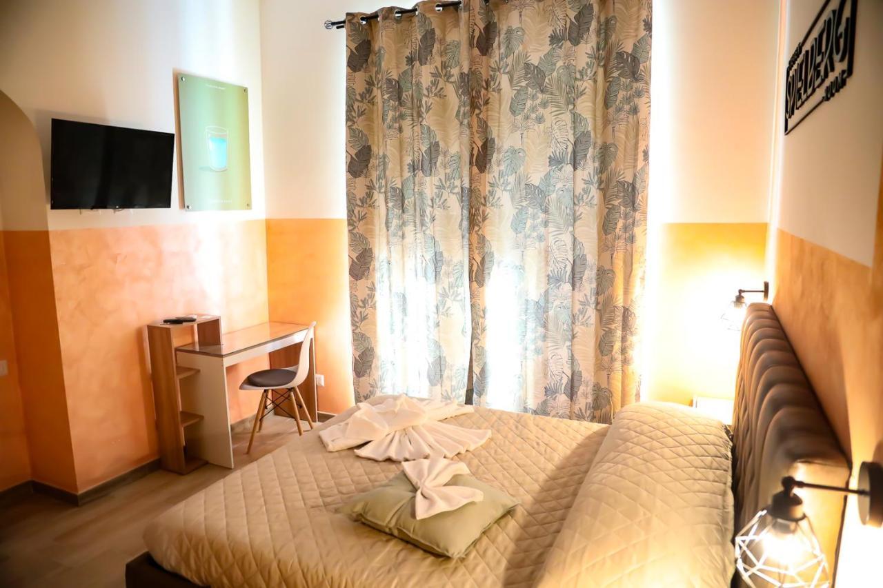 Cinemovie Guesthouse Rzym Zewnętrze zdjęcie